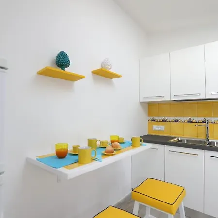 Holiday home Relais Chiara Free Parking *