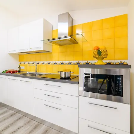 בית נופש Estate4home - Relais Chiara Free Parking *