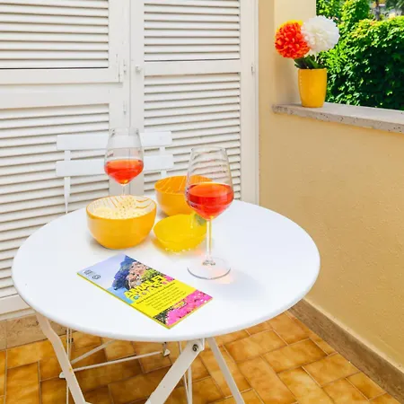 Estate4home - Relais Chiara Free Parking