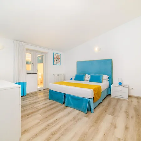 Estate4home - Relais Chiara Free Parking