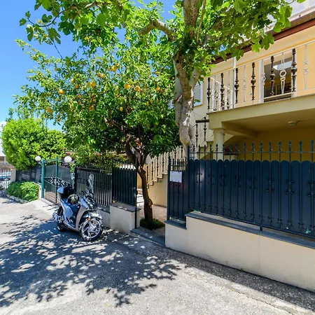 בית נופש Estate4home - Relais Chiara Free Parking