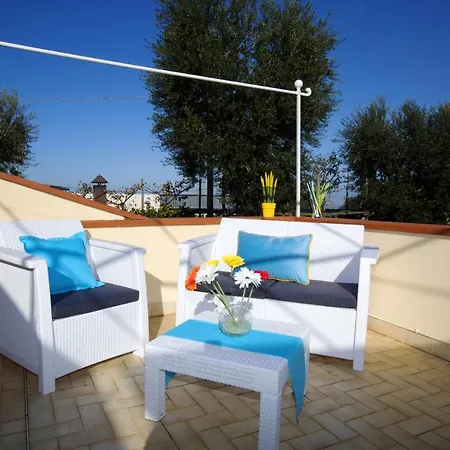 Dom wakacyjny Relais Chiara Free Parking